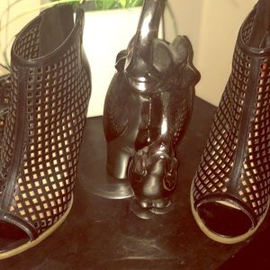 Report Black Open Toe Shoes